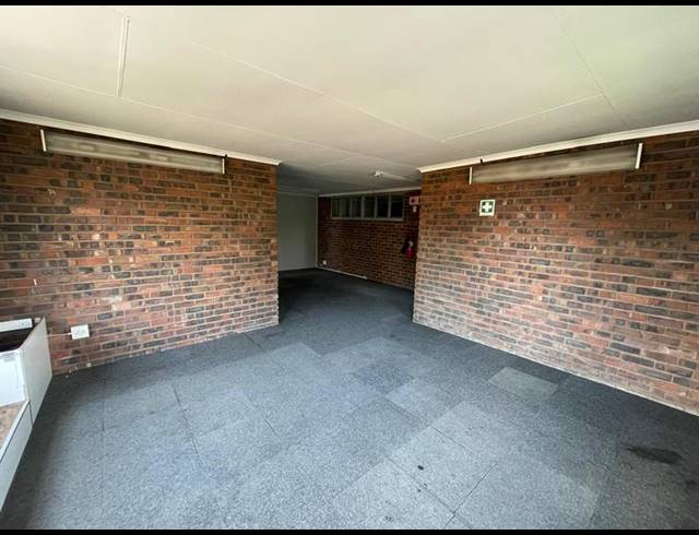 INDUSTRIAL PROPERTY TO RENT IN ROOIHUISKRAAL